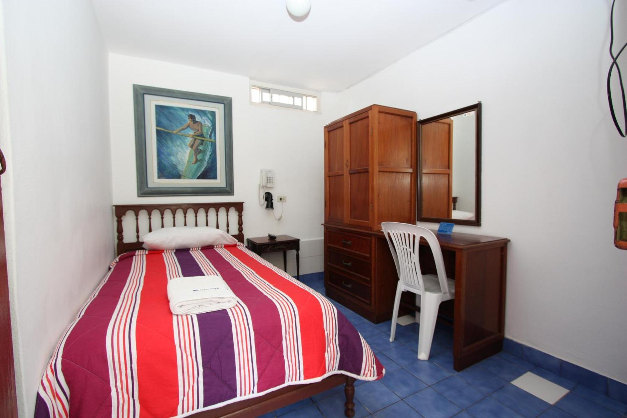 Hotel Bracamonte Huanchaco Esterno foto