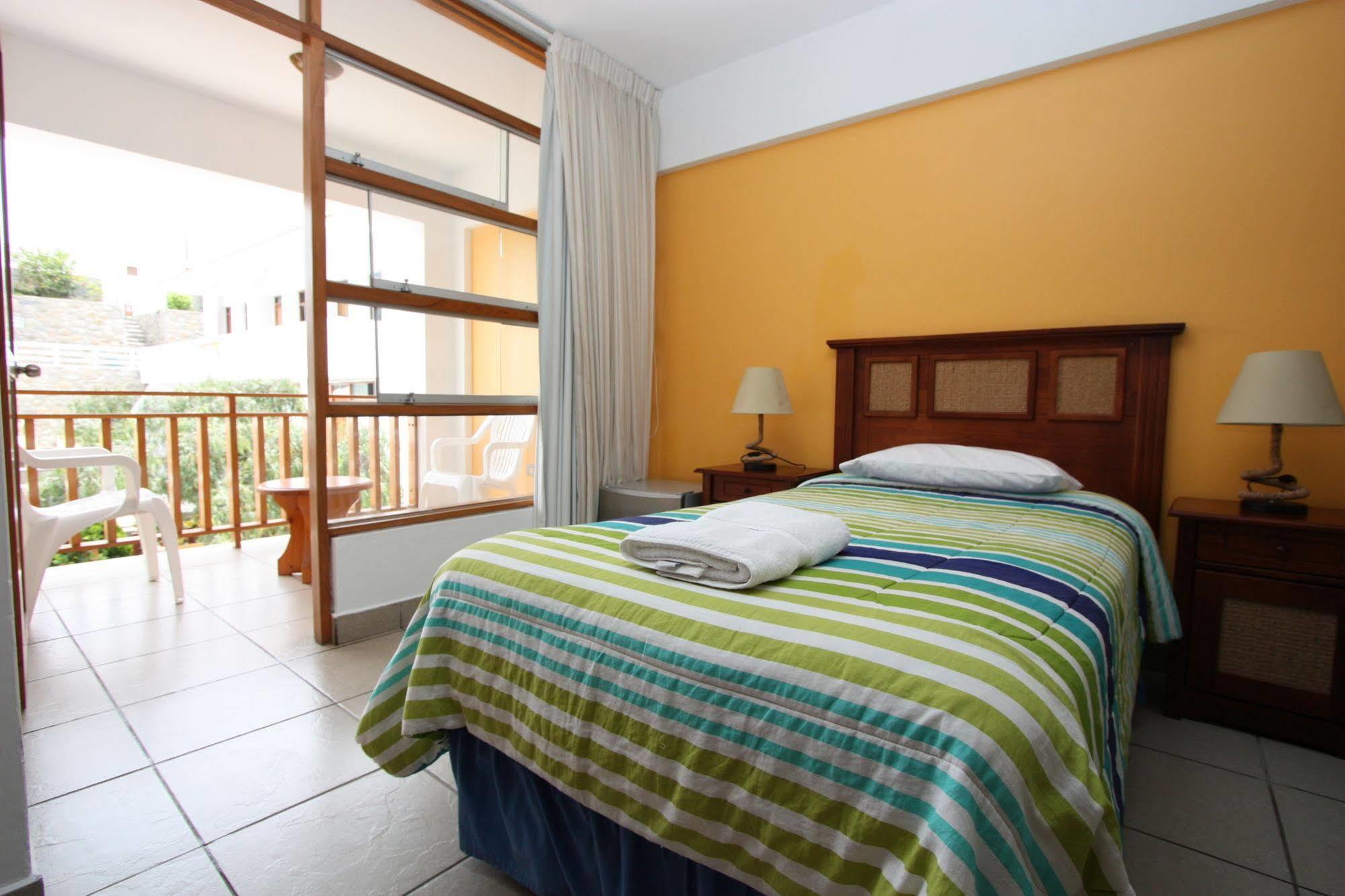 Hotel Bracamonte Huanchaco Esterno foto